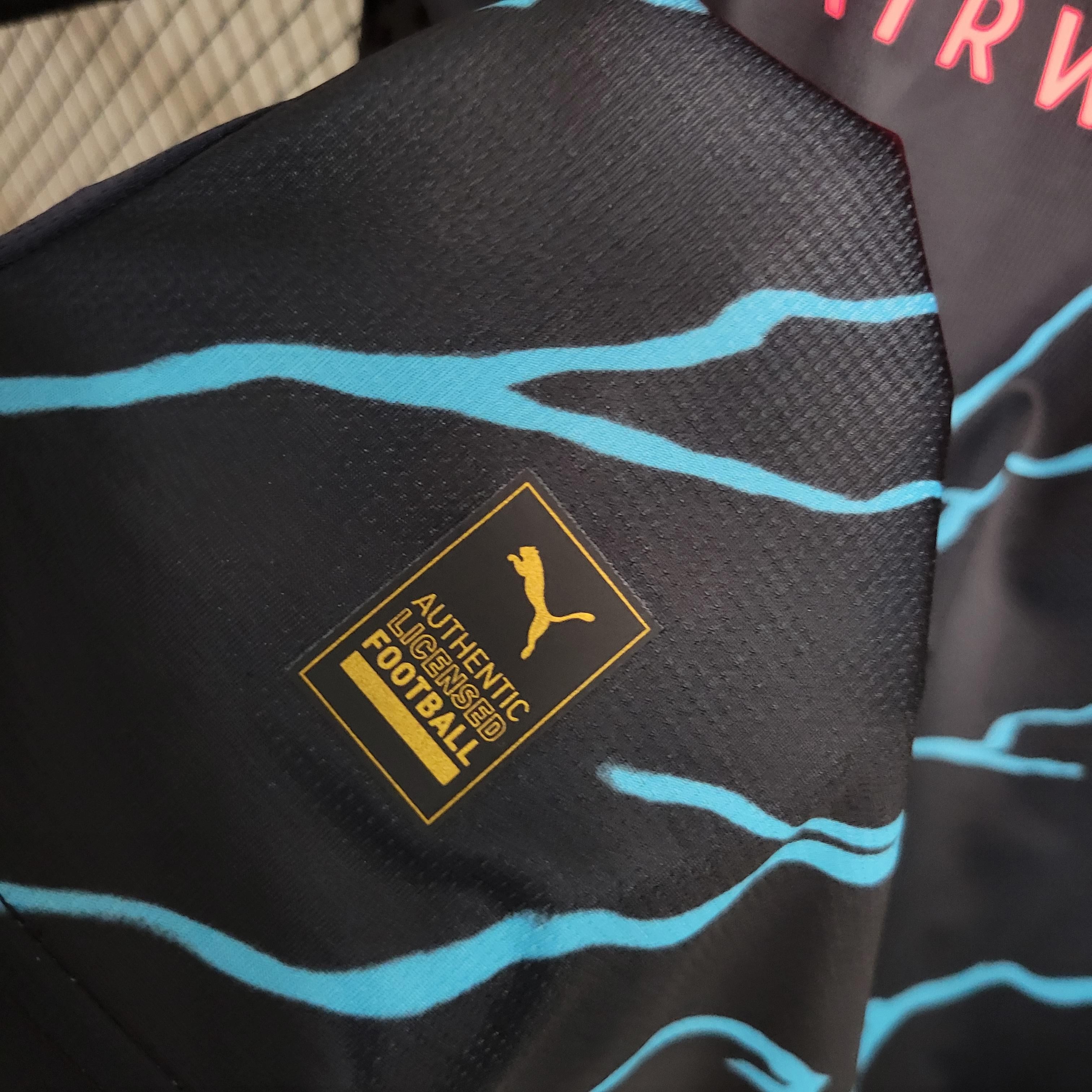 Camisola 23/24 Manchester City Terceira