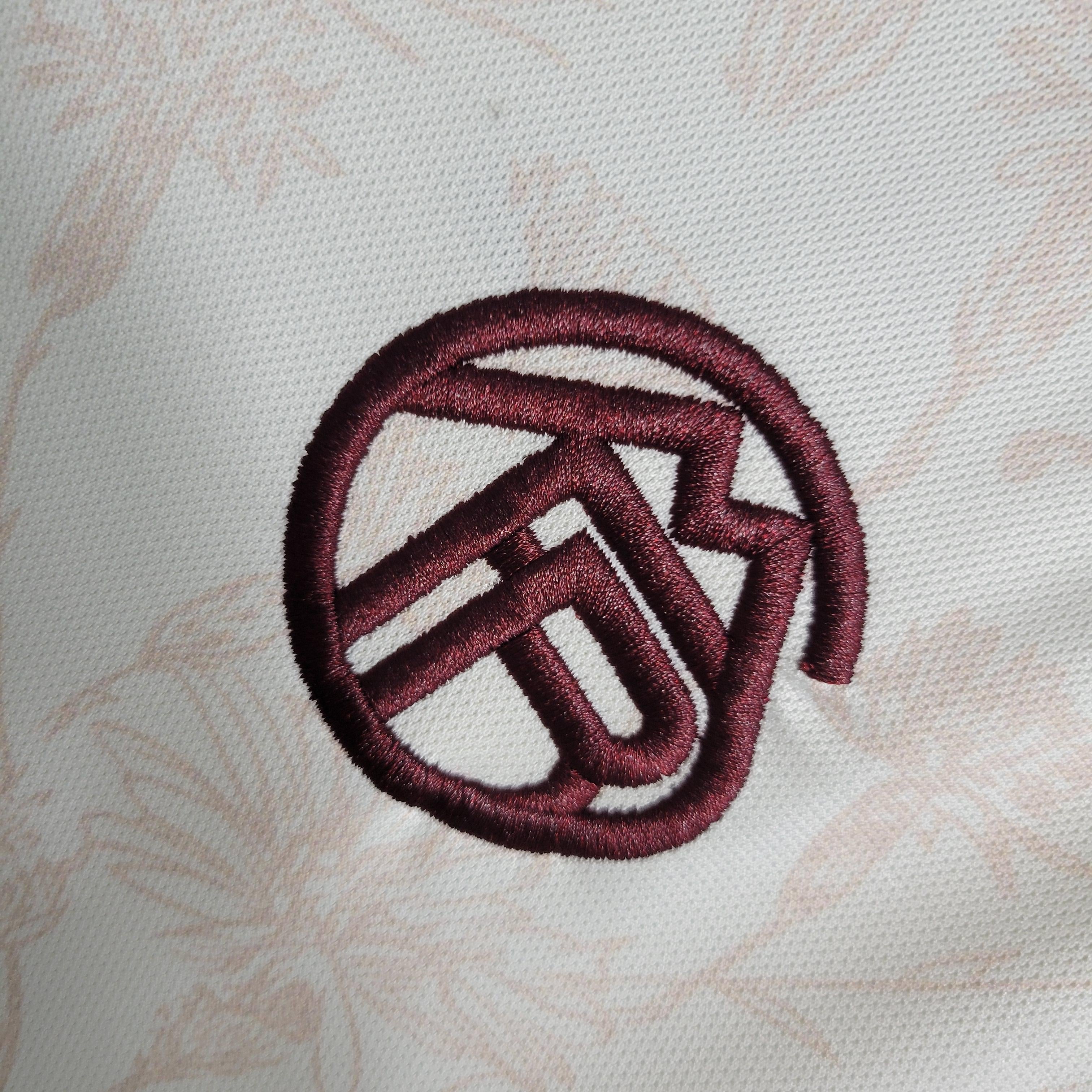 Camisola 23/24 Bayern Munique Terceira