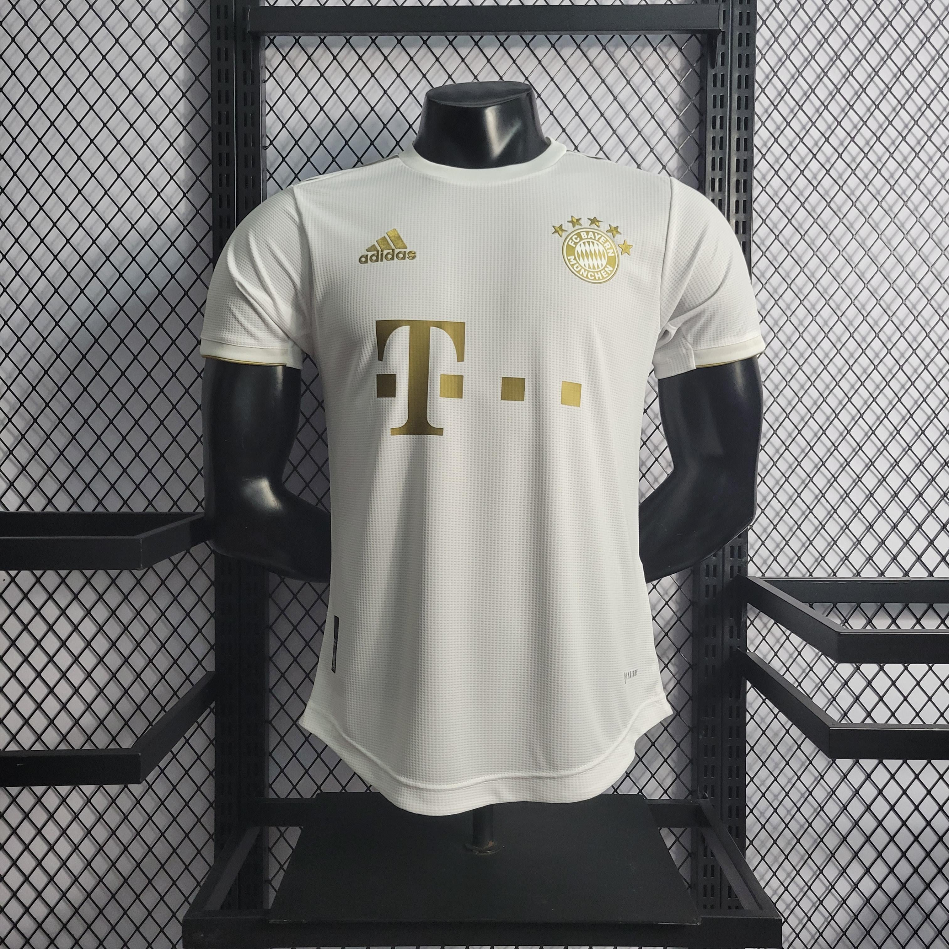 Camisola 23/24 Bayern Munique Secundária